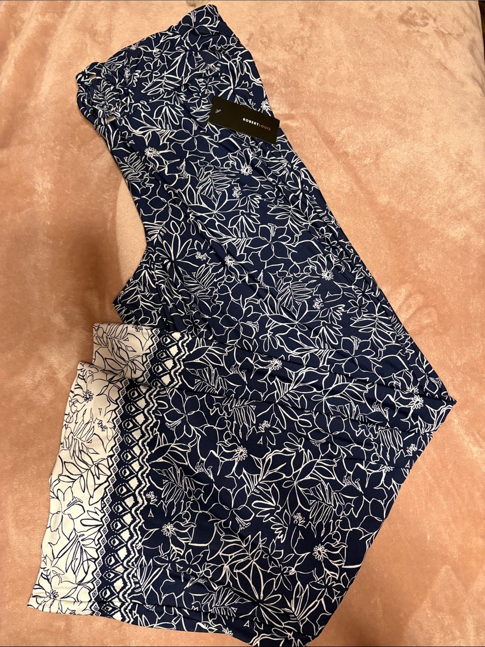 *Robert Louis Navy and White Floral-Print Palazzo Pants